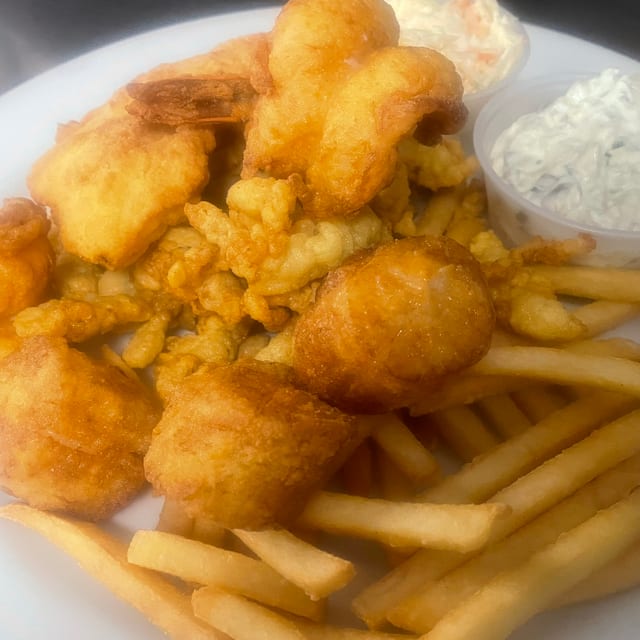 Fried Fisherman Platter.