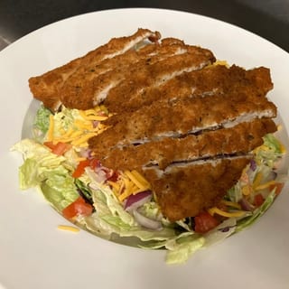 Crispy Chicken Ranch Salad