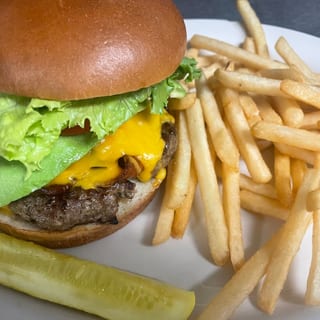 Avocado Burger w/ Fries
